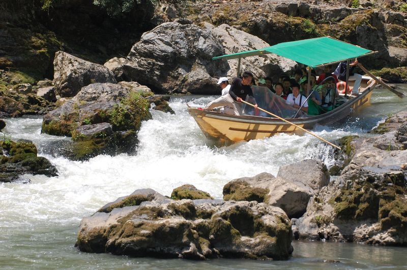 Hozugawa River Boat Ride Experience in Kyoto - Arriving in Arashiyama