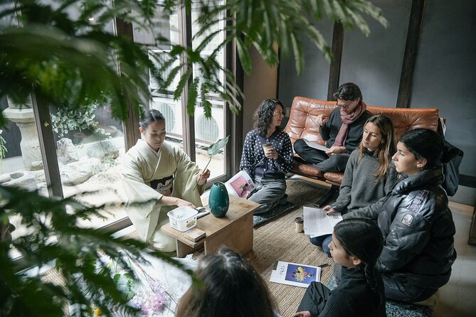 Ikebana Traditional Japanese Art of Flower Arranging - What the Kyoto ikebana class is really about