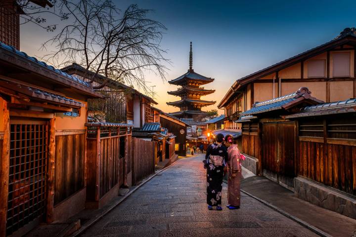 Imperial Capitals of Japan Small Group Tour by Firebird Tours - 7 Days Review - Day 3: Mt. Fuji and Ashi Lake