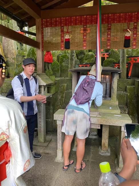 Inside of Fushimi Inari - exploring and lunch with locals - Is $67 a fair price for four hours?