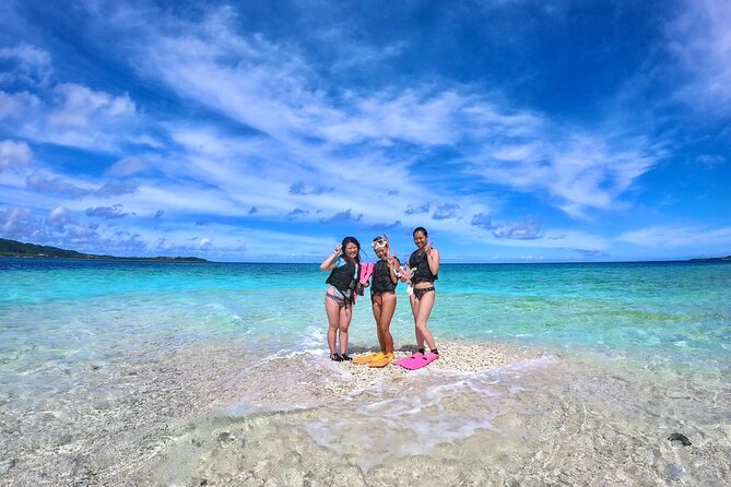 Iriomote Island 1-Day Snorkeling & Mangrove SUP or Canoe - Guides, photos, and equipment make the day easier