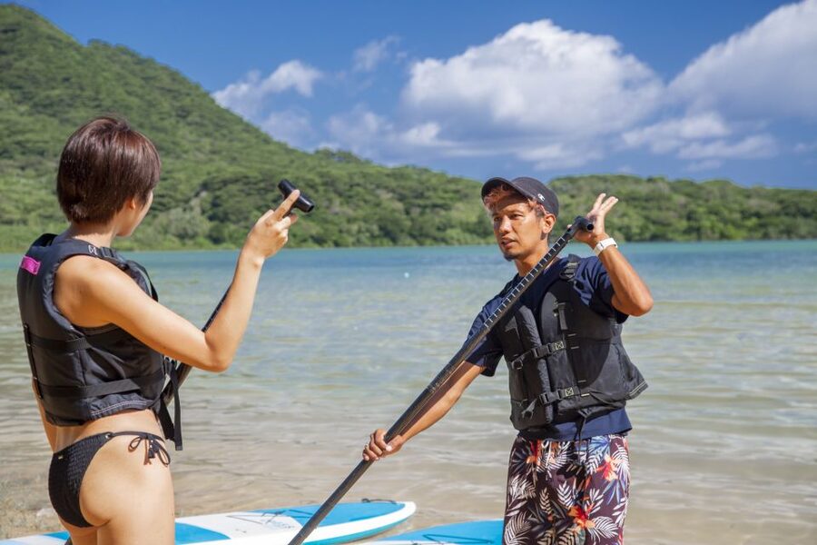 Ishigaki Island: SUP or Kayaking experience at Kabira Bay - SUP or kayak: which one should you choose?