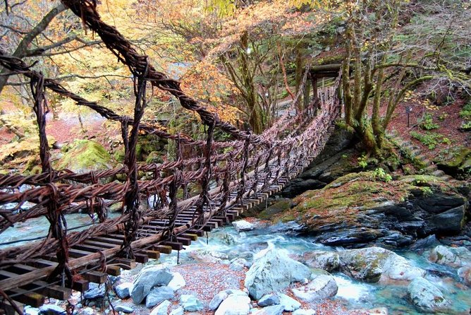 Iya Valley All Must-Sees Private Chauffeur Full-day Tour with a Driver - The Peeing Boy viewpoint and Iya Gorge