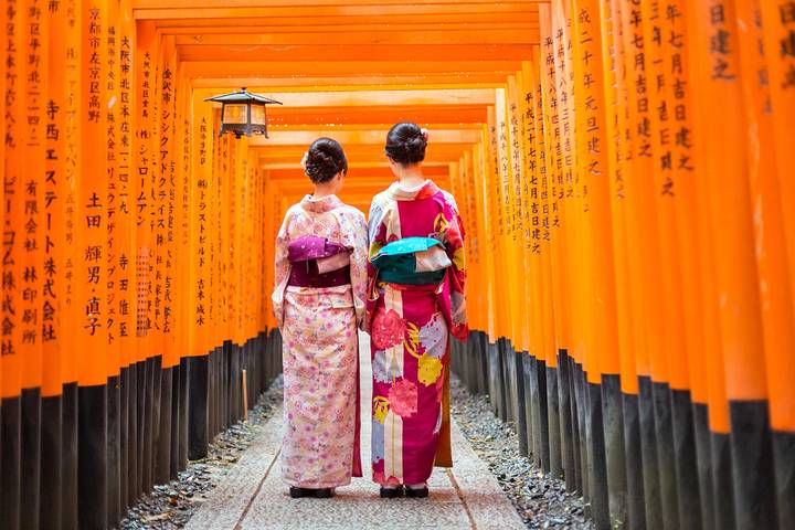 Japan Festivals by Knutson Travels - 4-Day Tokyo to Hiroshima Tour Review - At a glance: festivals, trains, and the Hiroshima coast