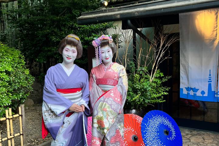 Japan Plus 11-Day Culture Tour: Golden Route & Beyond by The Dragon Trip - Tokyo starts with sushi, shrines and sumo