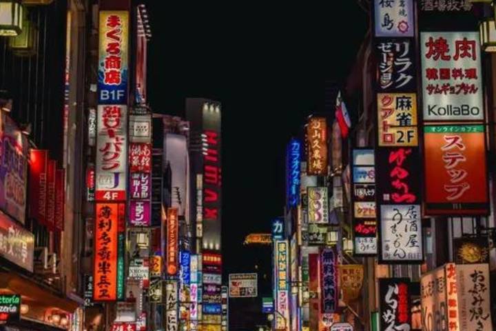Japan's Big Four 11 Days by Vio Travel - Tokyo to Hiroshima Tour Review - Osaka: a tasty introduction, not a full city tour