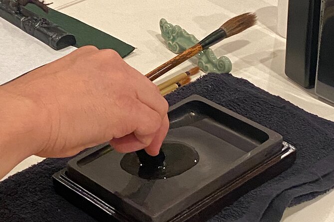 Japanese Calligraphy Experience in Osaka - Finding the class in Shinsaibashi