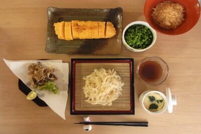 Japanese Cooking and Udon Making Class in Tokyo with Masako