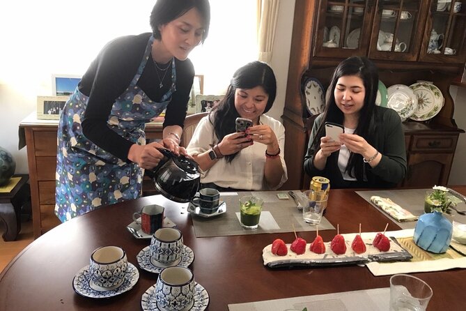 Japanese Home Cooking Class & Walk in Todoroki Temple Tokyo - Todoroki Valley: a brief green pause in Tokyo