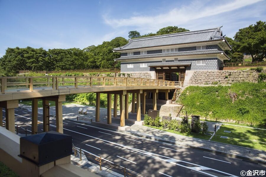 Kanazawa Half Day E-bike Tour - What the $125 price includes