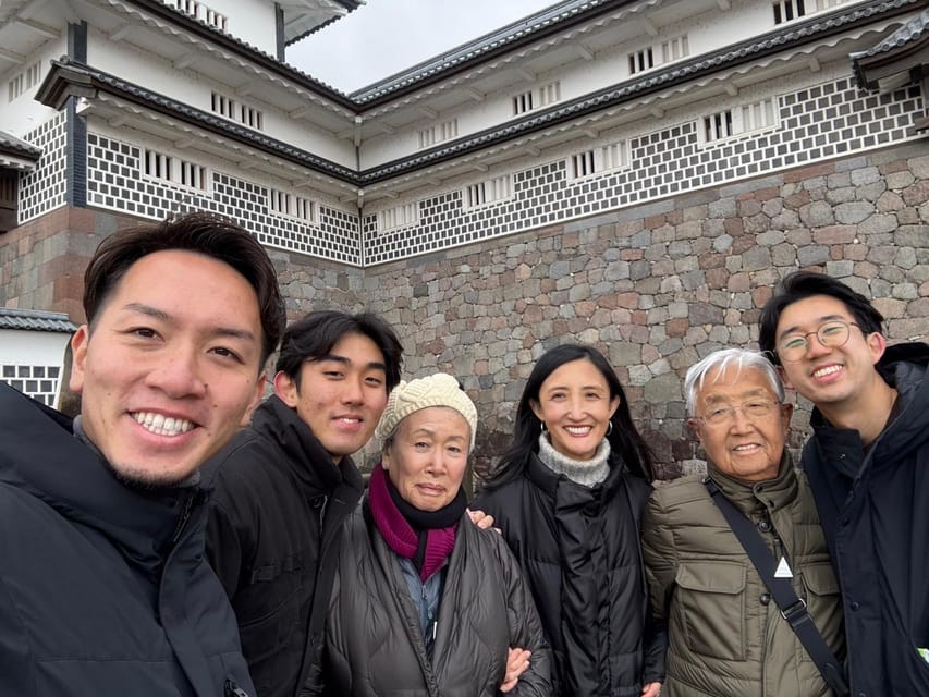 Kanazawa: Private Custom Tour with Local Guide - Higashi Chaya District and gold leaf ice cream