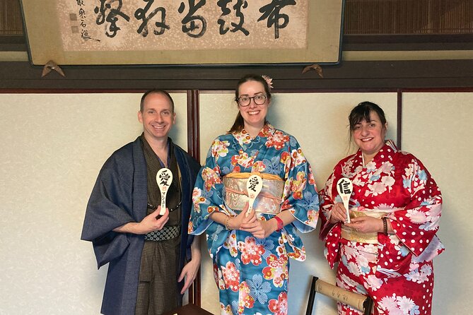 Kimono and Calligraphy Experience in Miyajima - Photos in a Japanese garden and temple rooms