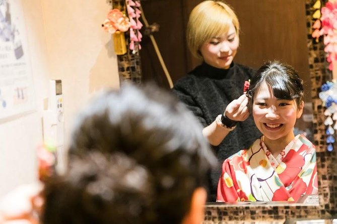 Kimono and Yukata Experience in Kyoto - Photographing yourself in traditional dress