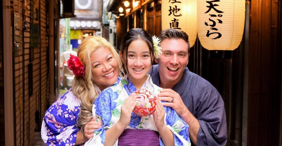 Kimono photoshoot-Includes 100 photo data - Meeting at Rose House in Higashishinsaibashi