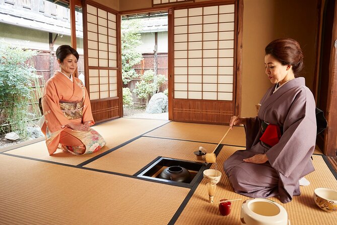 Kimono Tea Ceremony at Kyoto Maikoya, NISHIKI - How intimate is the group?