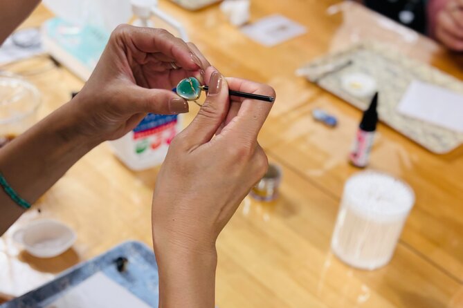 Kintsugi Accessory Experience in Naha, Okinawa - Choosing your ceramic piece