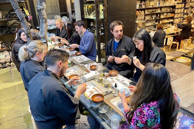Kintsugi Experience: Art of Golden Joinery in Tokyo - Arriving in Minami-Aoyama