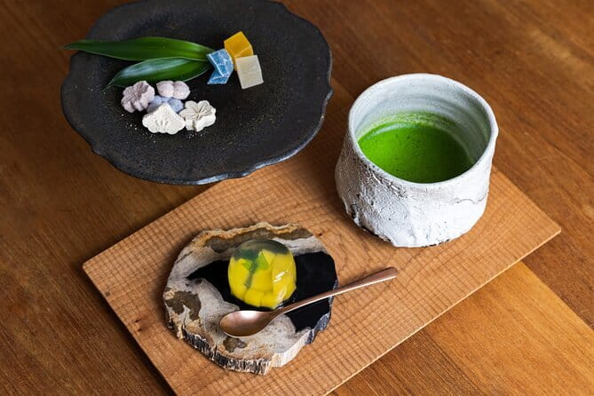Kintsugi Workshop Class in Shibuya, Tokyo with mon cadeau - Why Kintsugi Makes a Good Tokyo Experience
