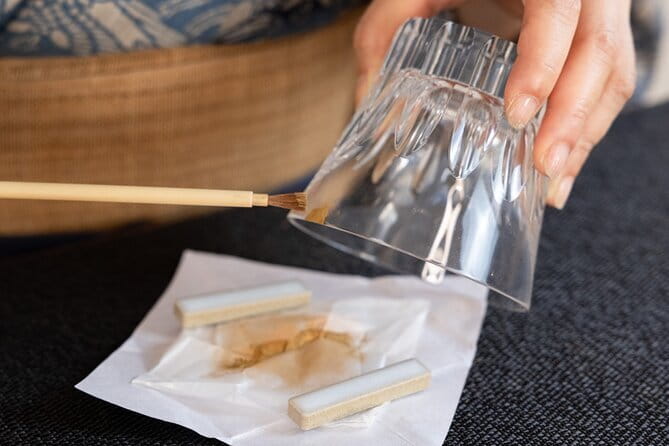 Kintsugi Workshop Class in Shibuya, Tokyo with mon cadeau - Starting With Matcha and Japanese Sweets