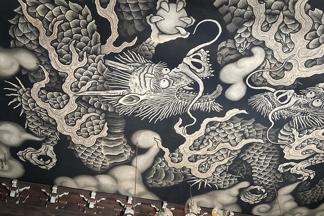 Kiyomizu Temple and Backstreets of Gion, Half Day Group Tour - Yasaka Koshin-do and its colorful charms