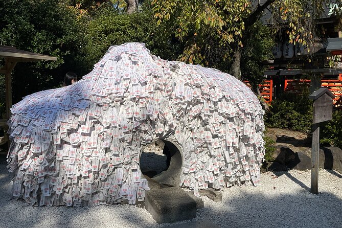 Kiyomizu Temple and Backstreets of Gion, Half Day Group Tour - Yasui-Konpiragu and the custom of cutting ties