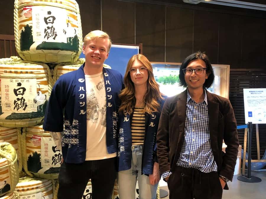 Kobe: 3-Hour Sake Breweries Tour with Special Tasting - Meeting your guide at Uozaki Station