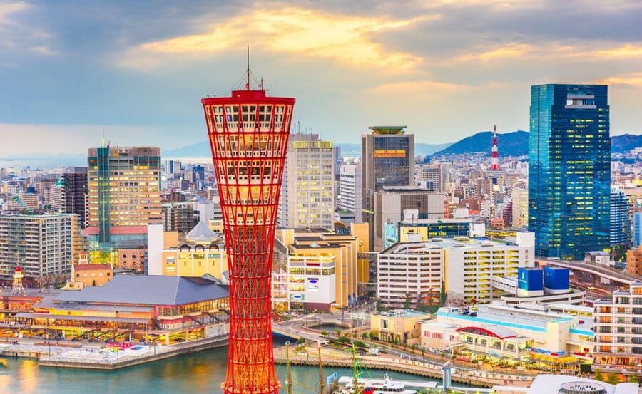 Kobe: Private Tour - Excursion to Osaka / Kyoto possible - Meeting your guide at a Kobe cruise terminal