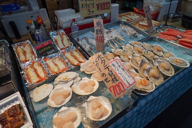 Kuromon Market Food Walking Tour in Osaka (6 stops, 6 tastes) - Why Kuromon Market makes a smart first food stop
