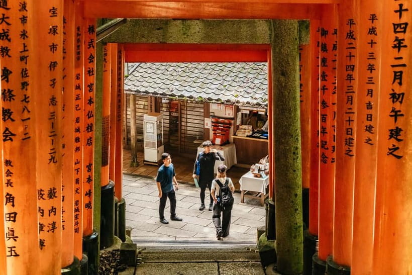 Kyoto: 3-Hour Fushimi Inari Shrine Hidden Hiking Tour - Key points at a glance