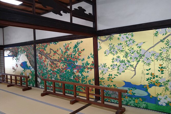 Kyoto 6h Private Tour Fushimi Inari, Kiyomizu, Gion & Hidden Gems - Gion at the end of the day