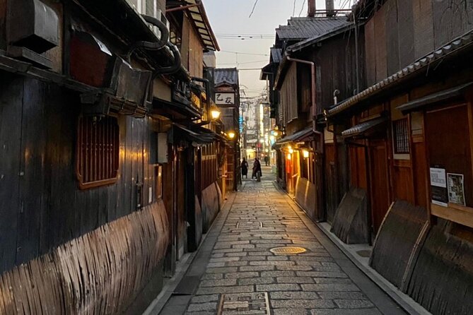 Kyoto 6h Private Tour Fushimi Inari, Kiyomizu, Gion & Hidden Gems - Chishaku-in, a quieter garden break