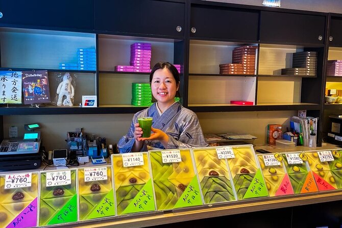 Kyoto: Arashiyama Bamboo Forest, Monkeys, Matcha & Temple Tour - Hiking to Monkey Park Iwatayama