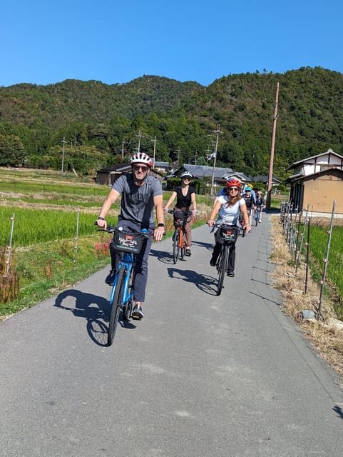 Kyoto: Arashiyama Bamboo Forest Morning Tour by Bike - Tenryuji’s gardens and the quieter temple stops