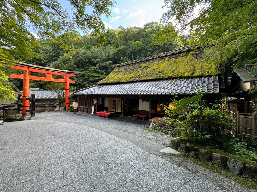 Kyoto: Avoid the Crowds at the Hidden Gems of Arashiyama - Seiryoji Temple and the walk back