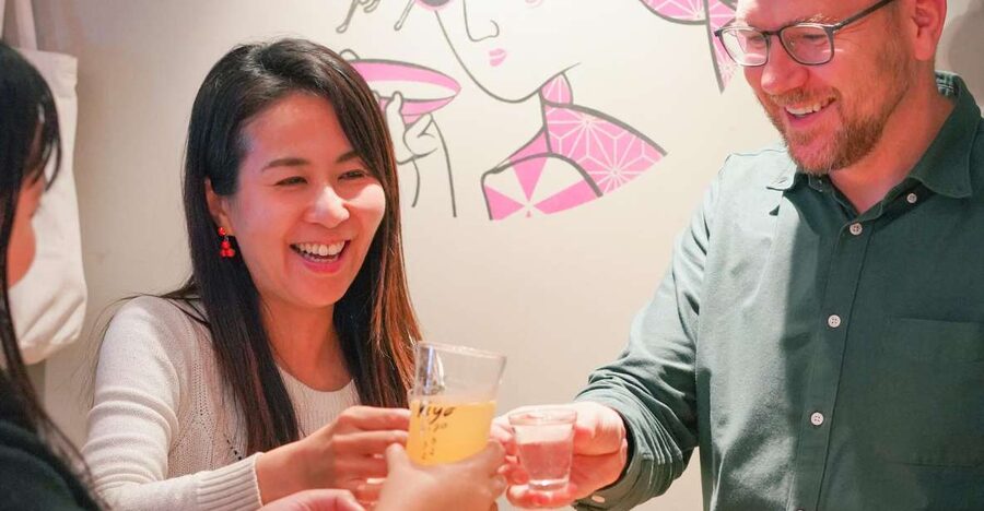 Kyoto : Bar Hopping Tour in Pontocho Alley at Night - Key points at a glance