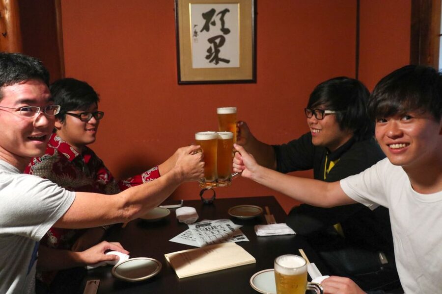 Kyoto : Bar Hopping Tour in Pontocho Alley at Night - Three stops with food and drinks included