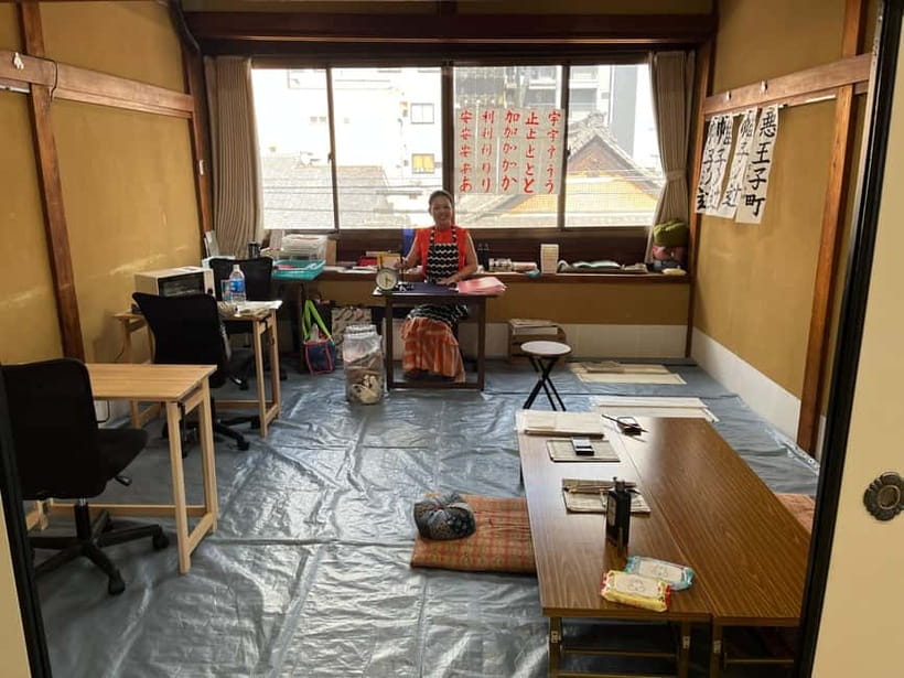 Kyoto: Calligraphy class at Buddhist temple in city center - Key points at a glance