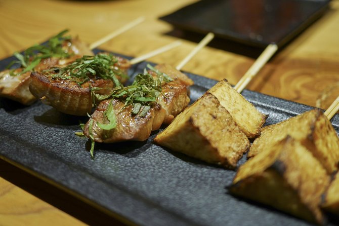 Kyoto Casual Evening Pontocho Food Tour - Four food stops across several Kyoto venues