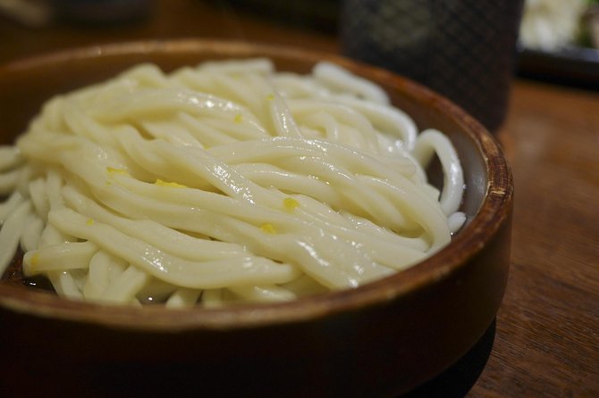 Kyoto Casual Evening Pontocho Food Tour - Meeting Izumo-no-Okuni and entering Pontocho