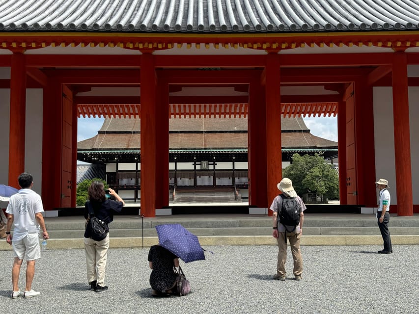 Kyoto: Discover Every Bit of Kyoto Imperial Palace - Gardens That Change the Pace