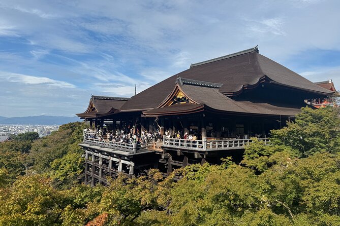 Kyoto Early Bird English Tour: Fushimi Inari & Gion(Private opt) - Yasaka Koshindo adds color and local character