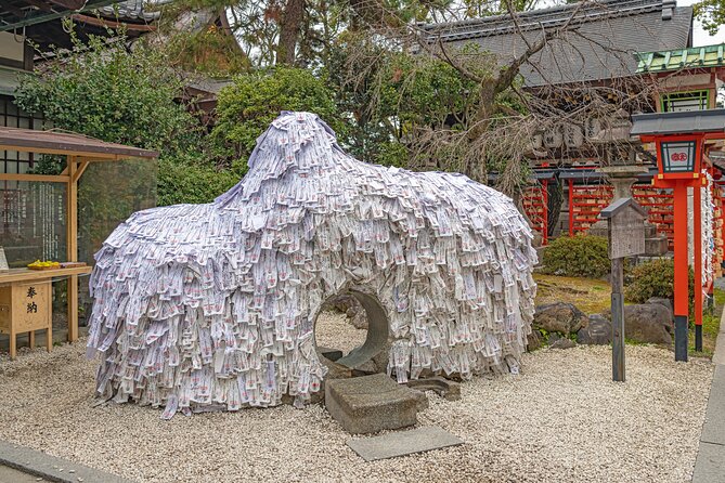 Kyoto Early Bird English Tour: Gion & Higashiyama(Private opt) - Yasaka Pagoda, a landmark above the lanes
