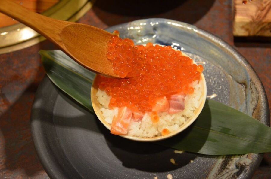 Kyoto Evening Gion Food Tour - How the guides shape the evening