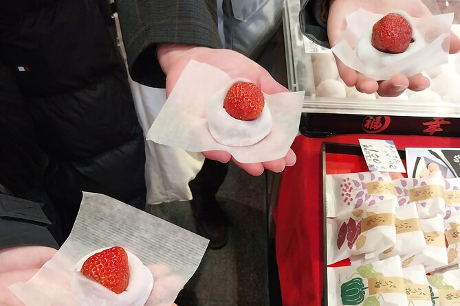 Kyoto Food Tour of 10 Tastings with Wagyu, Mochi & More Surprises - Starting at Karasuma with a clear meeting point