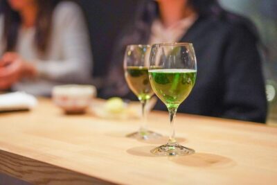Foodie Night Tour in Gion with 9 dishes + 6 Sake