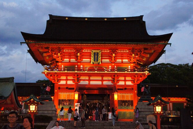Kyoto: Fushimi Inari Shrine Walking Tour - The forest climb and Kyoto views
