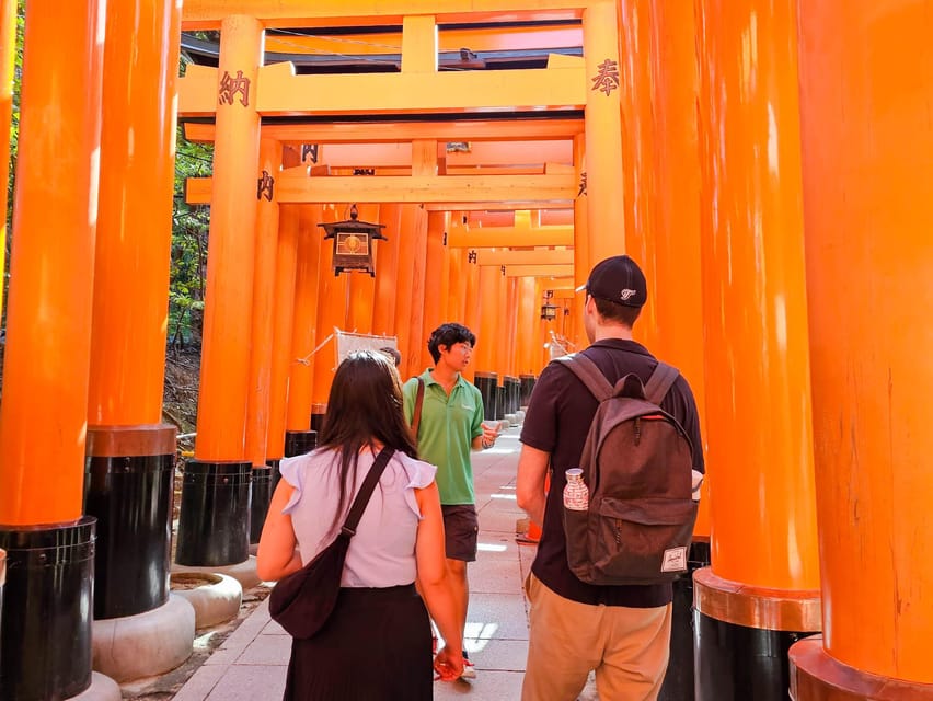 Kyoto: Fushimi Inari Taisha Guided Walking Tour - The lower shrine: a good starting point for the visit