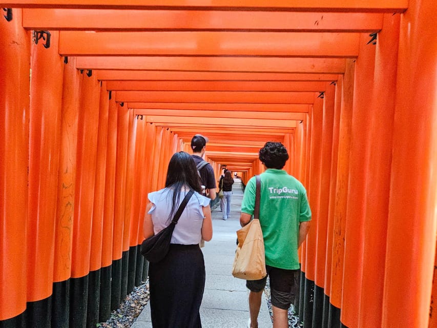 Kyoto: Fushimi Inari Taisha Guided Walking Tour - Who should choose the longer route?