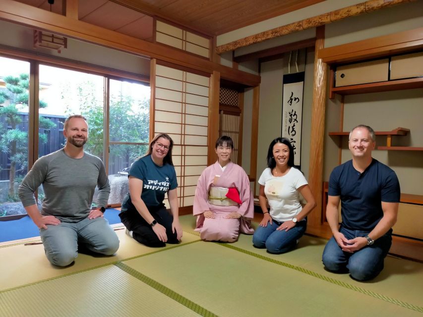Kyoto Fushimiinari:Wagashi Making & Small Group Tea Ceremony - Key details worth knowing