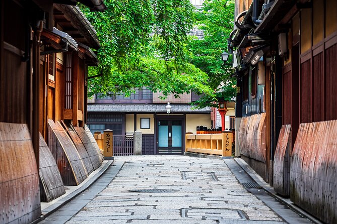 Kyoto Geisha District Walking Tour in Gion - Price, pace, and practical value